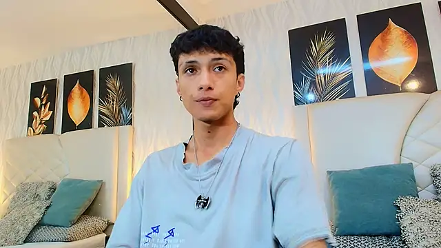 Lean Portman online show from January 2026 10:47:02 PM