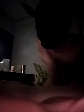 Snapshot of dogslavehf chatting on October 2025 07:08:01 PM dogslavehf online show from October 2025 07:08:01 PM