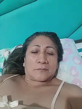Snapshot of LizaMintelli chatting on May 2026 03:48:01 AM LizaMintelli online show from May 2026 03:48:01 AM