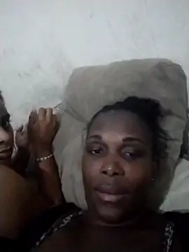 Snapshot of Morena_2021 chatting on October 2025 10:44:01 PM Morena 2021 online show from October 2025 10:44:01 PM