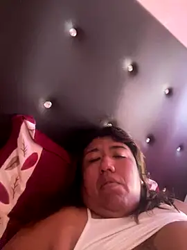 Wenlop online show from November 2025 05:12:02 PM