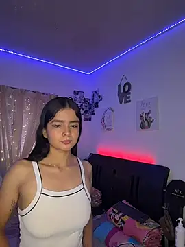 Ashley and Zoe online show from April 2026 03:49:01 PM