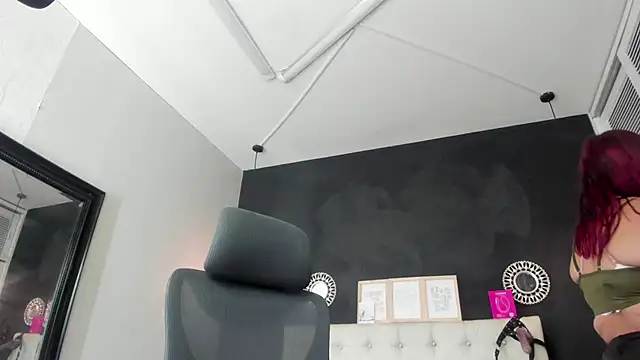 Eva hot 1 online show from December 2025 01:09:02 PM