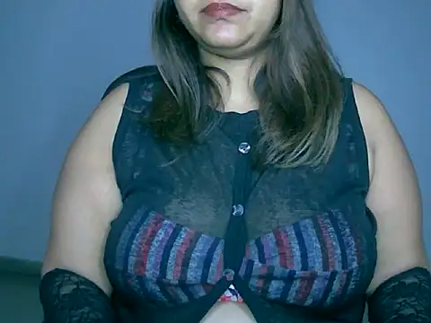 Snapshot of mrymlove chatting on October 2025 02:37:02 PM mrymlove online show from October 2025 02:37:02 PM