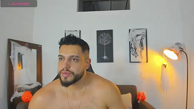 Justin kingX7 online show from October 2025 12:05:02 AM