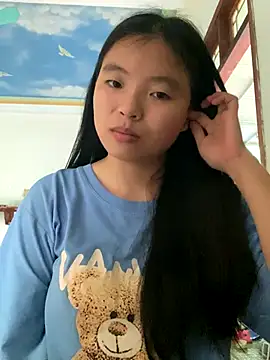 viluna online show from October 2025 12:55:01 AM