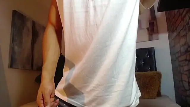 Snapshot of adrian_ray chatting on October 2025 05:45:01 PM adrian ray online show from October 2025 05:45:01 PM