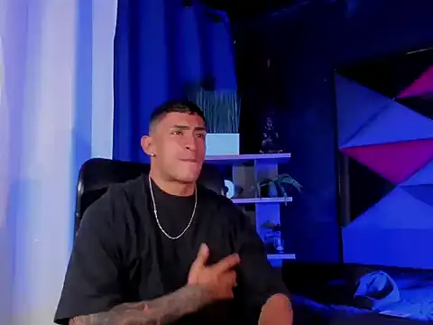 Snapshot of adrian_ray chatting on December 2025 06:46:02 PM adrian ray online show from December 2025 06:46:02 PM