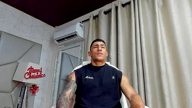 Snapshot of adrian_ray chatting on December 2025 06:27:02 PM adrian ray online show from December 2025 06:27:02 PM