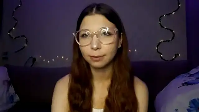 Snapshot of MiaamaLoveLyslt chatting on September 2025 04:07:02 PM MiaamaLoveLyslt online show from September 2025 04:07:02 PM