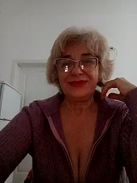 Snapshot of 52MiaLove02 chatting on November 2025 05:39:02 AM 52MiaLove02 online show from November 2025 05:39:02 AM