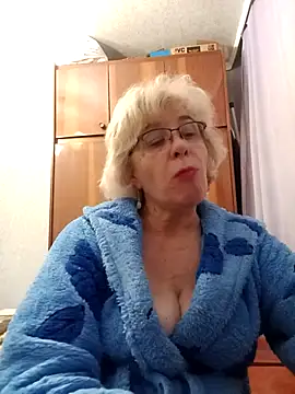 Snapshot of 52MiaLove02 chatting on November 2025 06:06:02 PM 52MiaLove02 online show from November 2025 06:06:02 PM