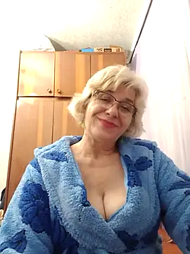 Snapshot of 52MiaLove02 chatting on November 2025 05:55:02 PM 52MiaLove02 online show from November 2025 05:55:02 PM