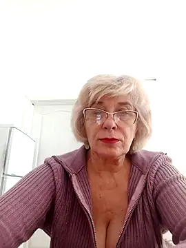 Snapshot of 52MiaLove02 chatting on November 2025 10:26:02 AM 52MiaLove02 online show from November 2025 10:26:02 AM