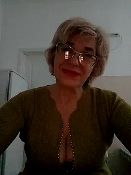 Snapshot of 52MiaLove02 chatting on November 2025 05:42:02 AM 52MiaLove02 online show from November 2025 05:42:02 AM