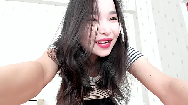 Snapshot of Soyun_Mia chatting on September 2025 02:56:02 AM Soyun Mia online show from September 2025 02:56:02 AM