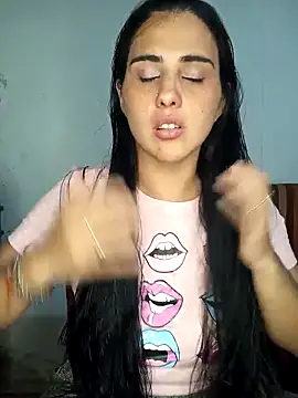 Snapshot of kariciasecreta chatting on September 2025 01:16:01 AM kariciasecreta online show from September 2025 01:16:01 AM