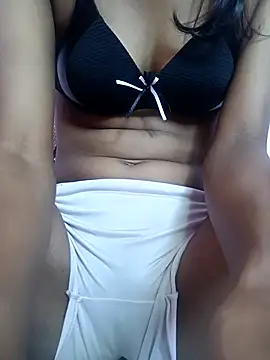 Snapshot of riyaroy9999 chatting on September 2025 07:11:02 AM riyaroy9999 online show from September 2025 07:11:02 AM