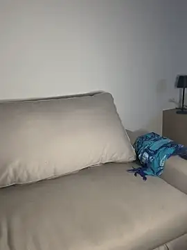 Snapshot of x_deluLuz_x chatting on November 2025 12:54:02 AM x deluLuz x online show from November 2025 12:54:02 AM