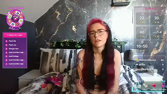 Harley-Moon online show from November 2025 10:50:02 AM