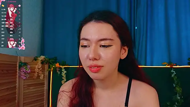 JenniferGlover online show from November 2025 08:24:01 AM