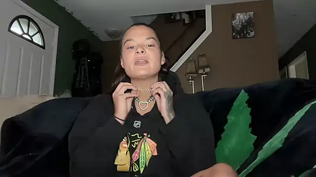 Trippie hippies1313 online show from October 2025 01:31:02 PM