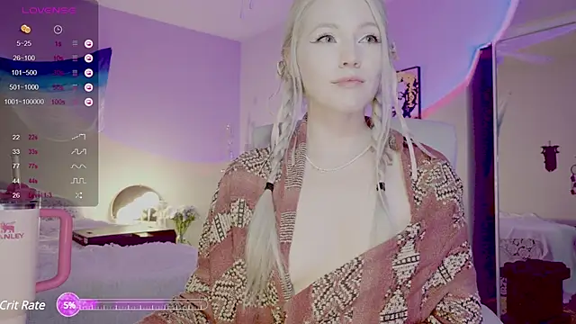 Talulaa online show from December 2024 10:11:01 PM