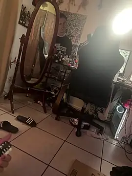 crashnasty online show from October 2025 05:35:02 AM