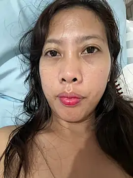 Snapshot of Ressythersty chatting on February 2026 04:49:01 PM Ressythersty online show from February 2026 04:49:01 PM