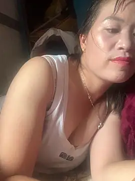 Snapshot of tuyetnhi-00 chatting on September 2025 07:19:01 AM tuyetnhi-00 online show from September 2025 07:19:01 AM