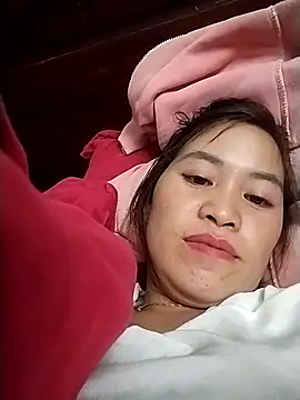 Snapshot of tuyetnhi-00 chatting on October 2025 05:00:01 PM tuyetnhi-00 online show from October 2025 05:00:01 PM