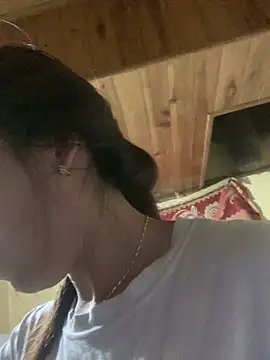 Snapshot of tuyetnhi-00 chatting on October 2025 11:16:01 PM tuyetnhi-00 online show from October 2025 11:16:01 PM