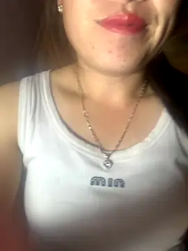 Snapshot of tuyetnhi-00 chatting on October 2025 08:19:01 PM tuyetnhi-00 online show from October 2025 08:19:01 PM