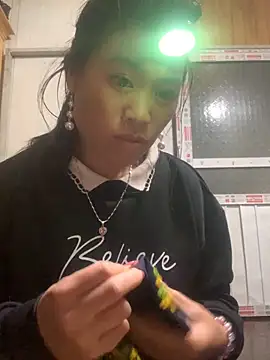 Snapshot of tuyetnhi-00 chatting on November 2025 12:48:02 PM tuyetnhi-00 online show from November 2025 12:48:02 PM