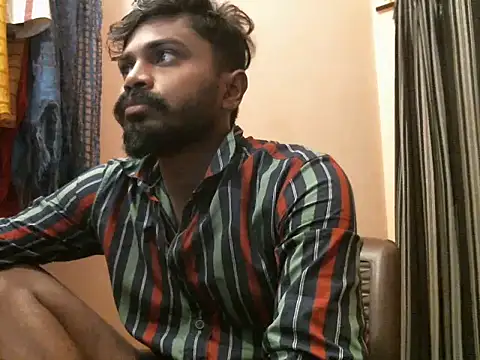 Snapshot of indianbighard21 chatting on May 2026 01:06:01 PM indianbighard21 online show from May 2026 01:06:01 PM