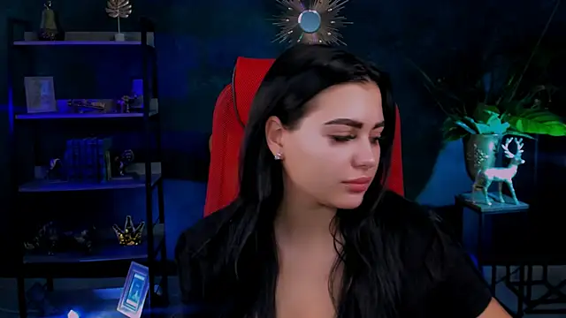 NaomiWilsons online show from November 2025 08:35:02 AM