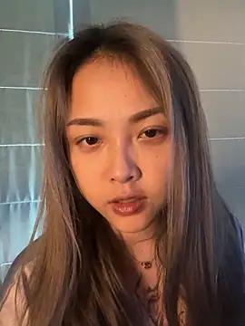 tw feibaby online show from February 2026 06:48:02 AM