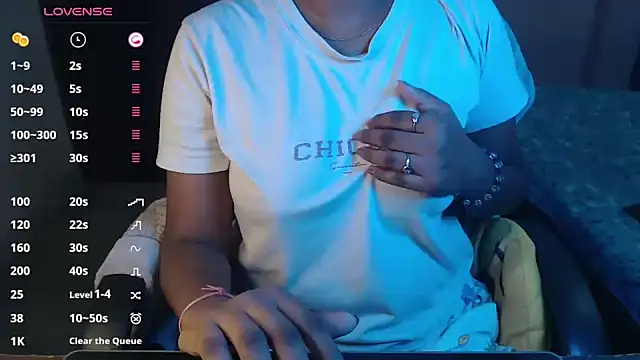 Snapshot of hot_riaa25 chatting on July 2026 06:06:02 PM hot riaa25 online show from July 2026 06:06:02 PM