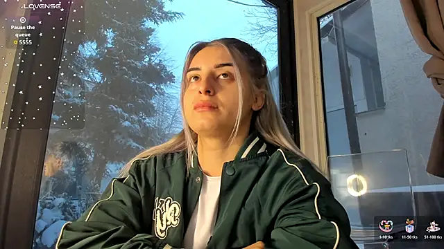 Ella Vee online show from February 2026 05:39:01 AM