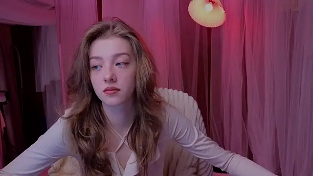 AstraMist online show from November 2025 05:46:02 AM