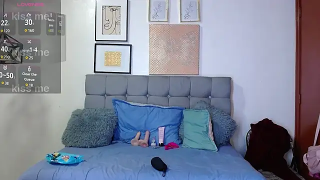  naomi s online show from April 2026 01:26:01 PM