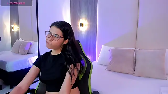 desireee  online show from February 2026 12:17:02 PM