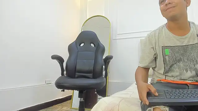 Snapshot of charlotte_dante212 chatting on February 2026 04:38:02 AM charlotte dante212 online show from February 2026 04:38:02 AM