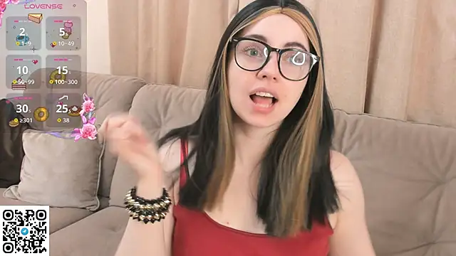 EvaBlimey online show from November 2025 06:13:02 AM