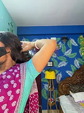 V-Hot-Sweti online show from July 2026 07:46:02 AM