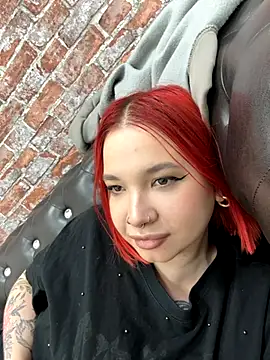 VeronicaLine online show from September 2025 05:07:01 AM