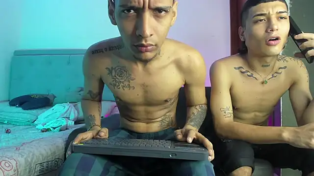 twinkDuohot online show from April 2026 12:11:02 AM