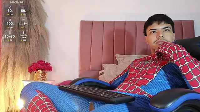 Snapshot of Snowlann chatting on October 2025 01:13:01 PM Snowlann online show from October 2025 01:13:01 PM