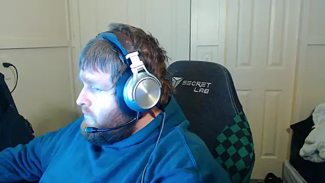 Snapshot of NeedyGlister chatting on September 2025 02:04:01 AM NeedyGlister online show from September 2025 02:04:01 AM