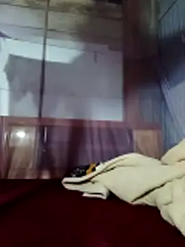 LucyyLy online show from December 2025 12:09:02 AM